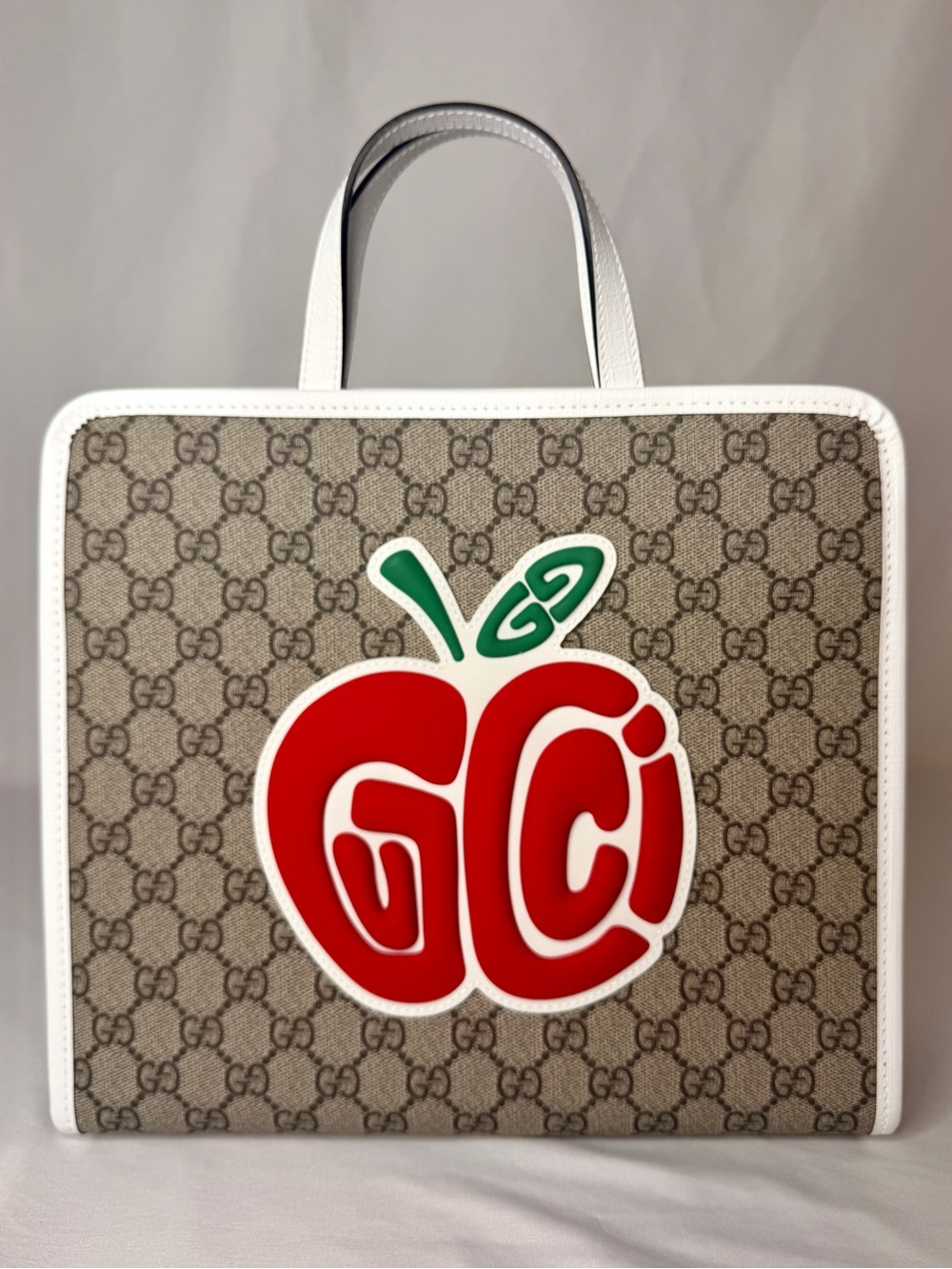 Gucci GG Supreme Apple Tote Bag 648797 NWT